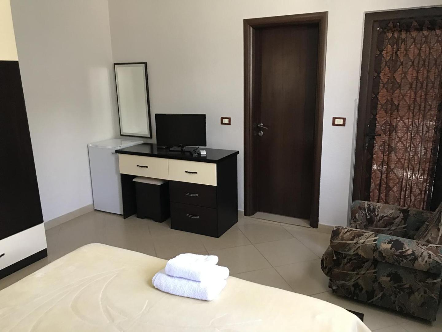 Hotel Camping Lini Стая снимка